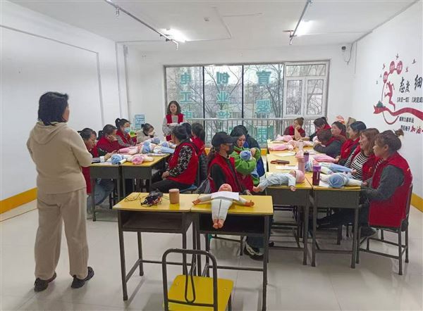 海林市月嫂培训班